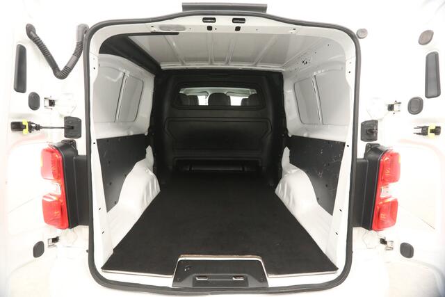 Toyota PROACE Worker 2.0 D-4D L3H1 | Euro6 | DC | 6-Zits | 2500KG Trekgew. | 2xSchuifdeur | Airco | Cruise | Trekhaak | Stoelverw.