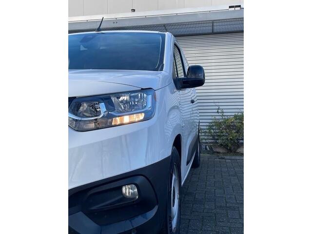 Toyota PROACE CITY Electric Live Long 50 kWh
