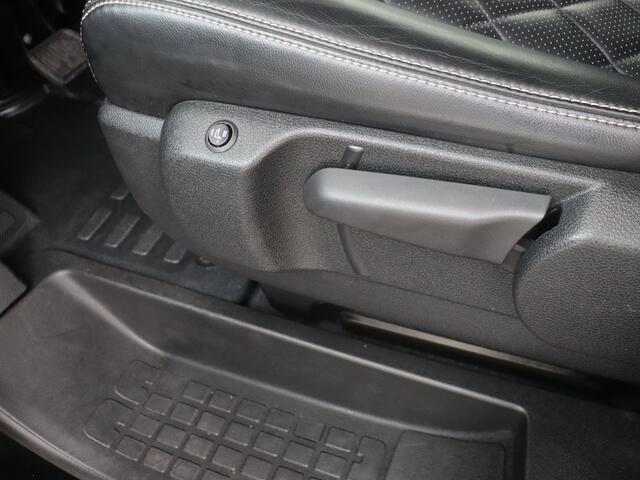 Toyota PROACE Worker 2.0 D-4D Black Line DC | NL auto | Dealeronderhouden | Trekhaak |