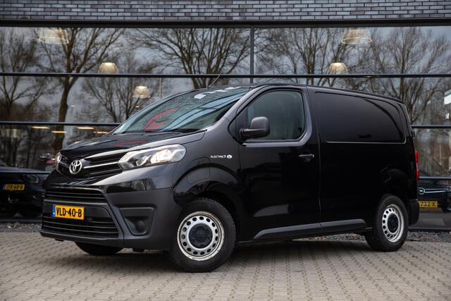 Toyota PROACE Electric Compact Standard Range Navigator