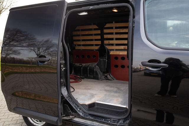 Toyota PROACE Electric Compact Standard Range Navigator