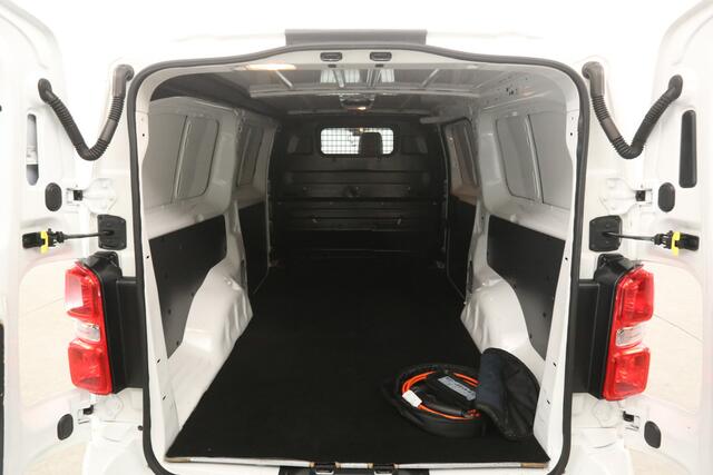 Toyota PROACE Electric Extra Range L3H1 75 kWh | Snelladen | Airco | Cruise | 3 Zits | Camera | Carplay | Parkeersens.