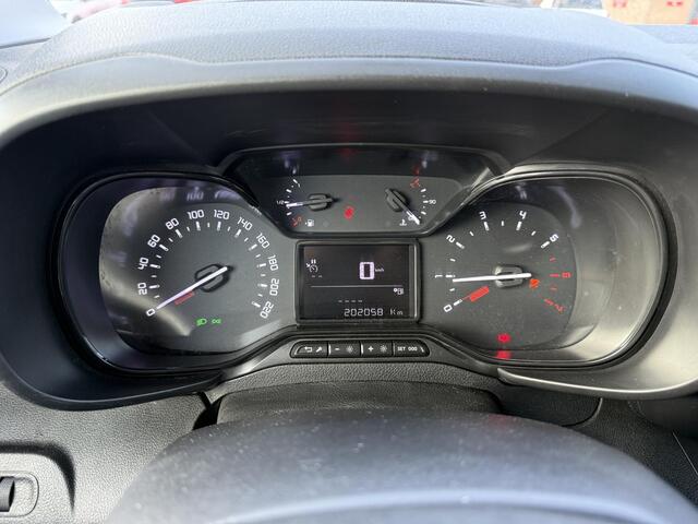 Toyota PROACE CITY 1.5 D-4D Prof Long VEBA BOX KLIMAAT KAST MEDICATIE