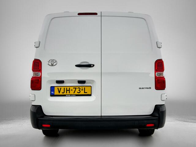 Toyota PROACE Electric Worker L2 Extra Range 75KWh / SOH 90% / 3Pers. / Navigatie / Airco / Bedrijfswagen inrichting / Apk 02-2027