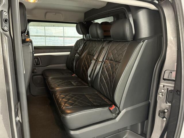 Toyota PROACE Worker 2.0 D-4D Black Line Long DC | RIJKLAAR | NAP | BOM VOLLE BUS!