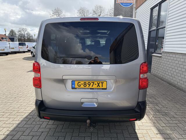 Toyota PROACE Shuttle 2.0 D-4D automaat Navigator Medium L3H1 / 9 persoons / euro 6 diesel / bpm vrij / vaste prijs rijklaar ¤ 19.950 incl btw / inclusief een nieuwe distributie riem / isofix !