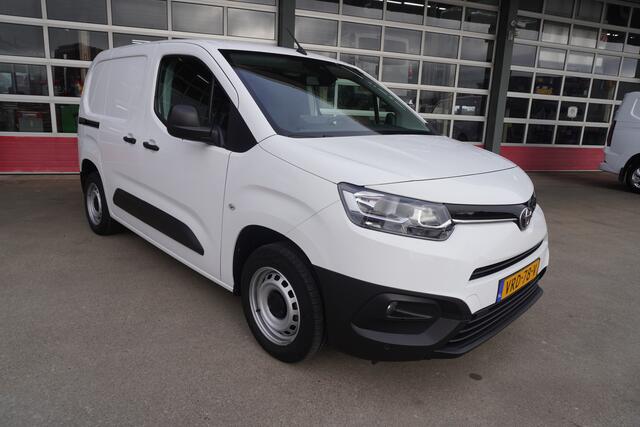Toyota PROACE CITY 1.5 D-4D 102PK Live Airco | Cruise | Camera | Trekhaak | Apple CP-Android auto