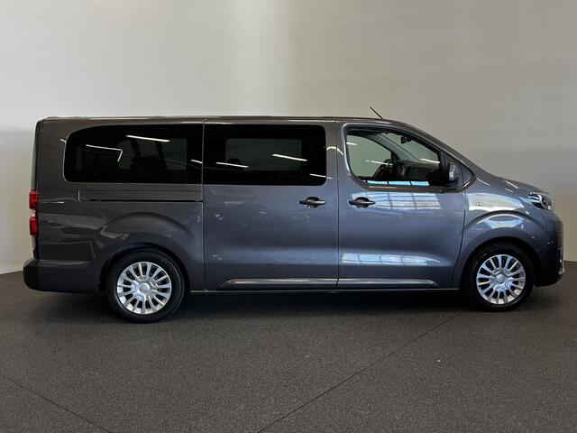 Toyota PROACE Electric Shuttle Long Extra Range Cool 75 kWh 9PERSOONS Personenbus Navigatie Apple Carplay/Android Auto Parkeersensoren Cruise Control Lichtmetalen velgen Getinte ramen Airco