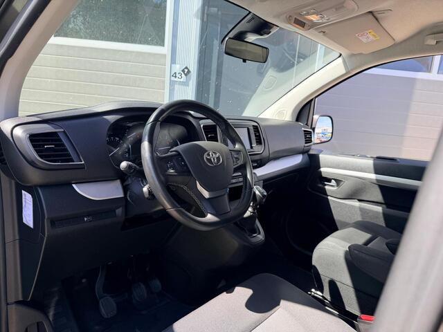 Toyota PROACE Worker 2.0 D-4D 145pk Black Line L1 | Cruise control | Climate control | Camera | PDC A