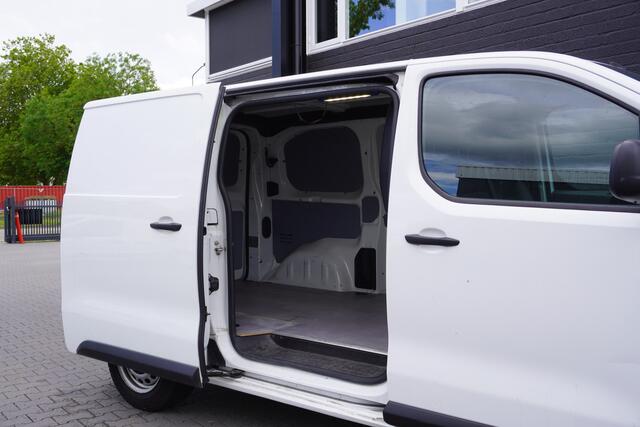Toyota PROACE Worker 1.5 D-4D 120PK EURO 6 - Airco - Cruise - ¤12.950,- Excl.