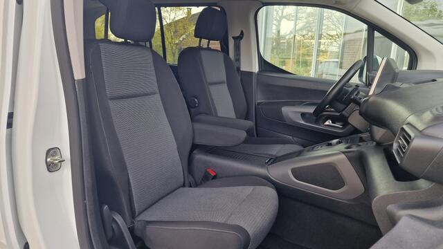 Toyota PROACE CITY Verso 1.2 Turbo Dynamic Automaat 5 Pers, Cruise control, Trekhaak