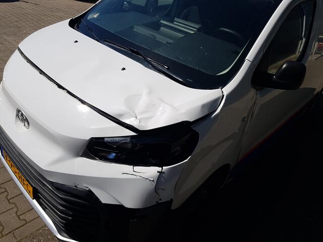 Toyota PROACE Worker 1.5 D-4D L2 Navigator