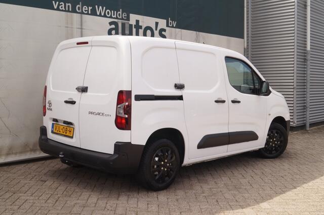 Toyota PROACE City 1.5 D-4D Professional -NAVI-3persoons-TREKHAAK-PDC-