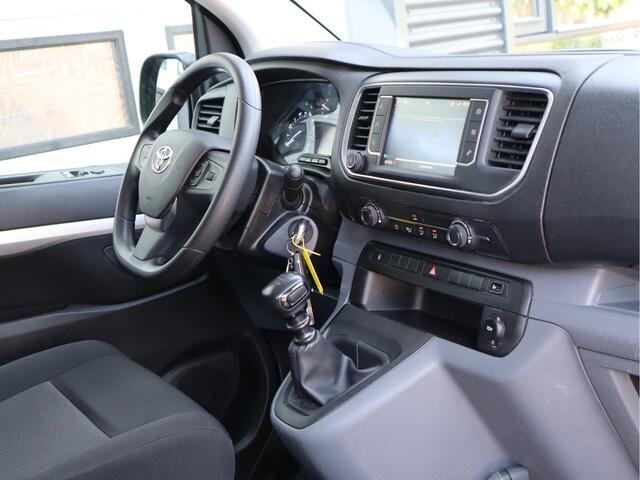 Toyota PROACE Worker 2.0 D 145pk Euro 6 - DC 6 Pers. - Trekhaak - Apple