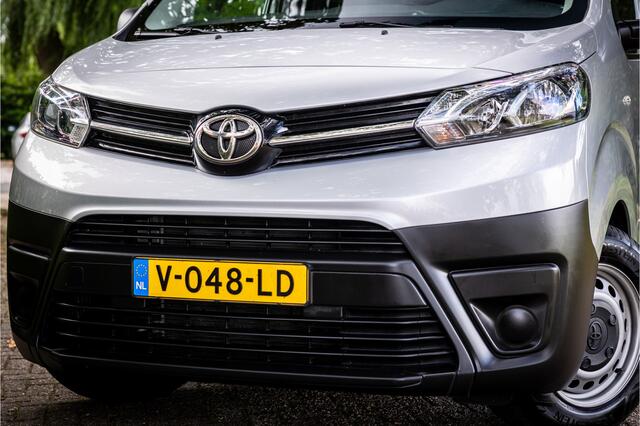 Toyota PROACE Compact 1.6 D-4D Cool Comfort Navigatie Trekhaak Betimmerd