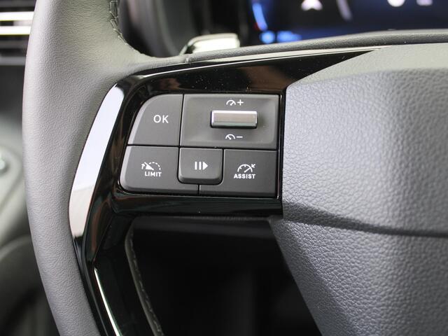 Toyota PROACE CITY 1.5 D-4D L1 Professional | Automaat | 3-zits | Clima | Navi | Camera | Cruise | Dodehoek detectie | Stoel- en stuurverwarming | Digitale binnenspiegel |