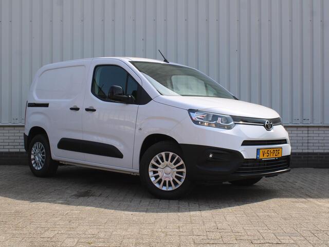 Toyota PROACE CITY 1.2 Turbo L1 Comfort | Clima | Cruise | 3-zits | Benzine! Mag alle milieu zones in! |