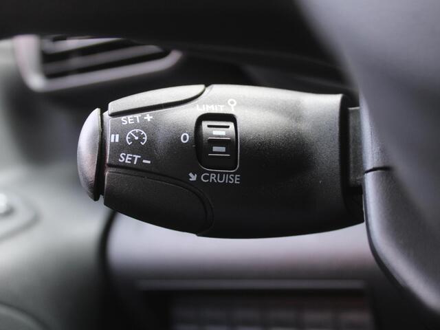 Toyota PROACE CITY 1.2 Turbo L1 Comfort | Clima | Cruise | 3-zits | Benzine! Mag alle milieu zones in! |