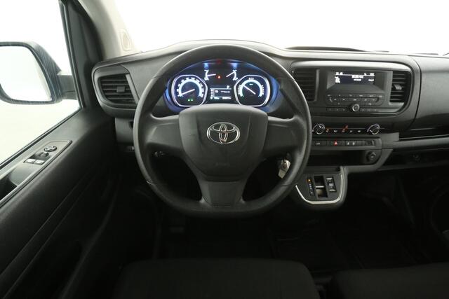 Toyota PROACE Elektrisch 50 kWh L2H1 | Snelladen | SOH 99% | Airco | Cruise | 3 Zits