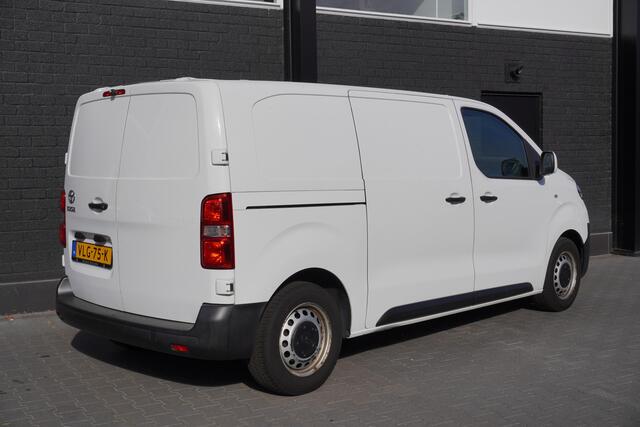 Toyota PROACE Worker 1.5 D-4D 120PK L2 EURO 6 - Airco - Cruise - Camera - ¤ 14.900,- Excl.