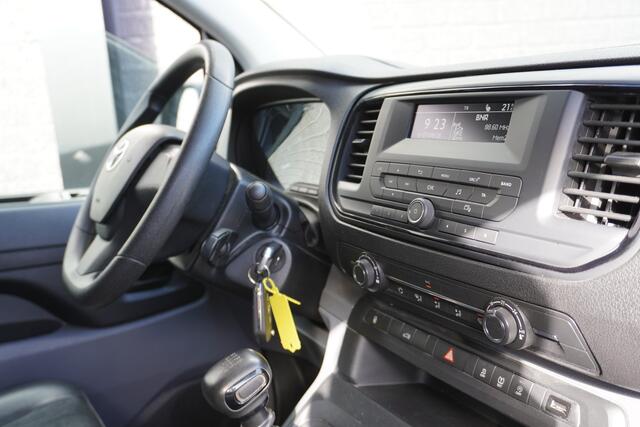 Toyota PROACE Worker 1.5 D-4D 120PK L2 EURO 6 - Airco - Cruise - Camera - ¤ 14.900,- Excl.