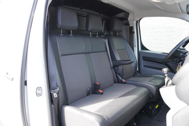 Toyota PROACE Worker 1.5 D-4D 120PK L2 EURO 6 - Airco - Cruise - Camera - ¤ 14.900,- Excl.