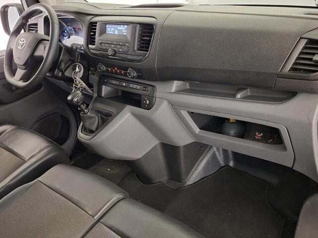 Toyota PROACE Worker 2.0 D-4D LANG L3H1 IMPERIAAL 2500KG TREKHAAK