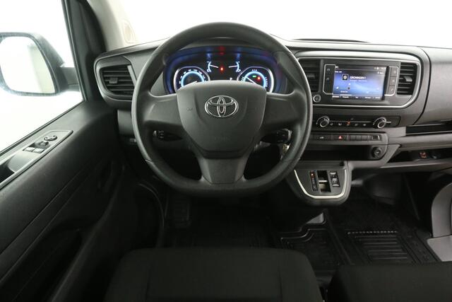 Toyota PROACE Electric Worker 75 kWh L2H1 | Snelladen | SOH 99% | Airco | Cruise | 3 Zits | Carplay | Parkeersens.