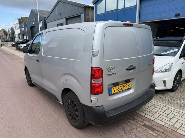 Toyota PROACE Compact 1.6 D-4D Cool Comfort nov-2018 NAP 189.330km Prima bedrijfswagen met Airco en alle boekjes. Dealer onderhouden.
