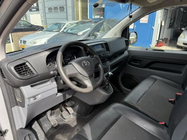 Toyota PROACE Compact 1.6 D-4D Cool Comfort nov-2018 NAP 189.330km Prima bedrijfswagen met Airco en alle boekjes. Dealer onderhouden.