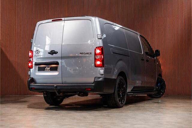 Toyota PROACE 2.0 D XL L3H1 | Standkachel | Camera | CarPlay | Stoelverwarming | Trekhaak | Cruise control | DAB | Nieuwe APK