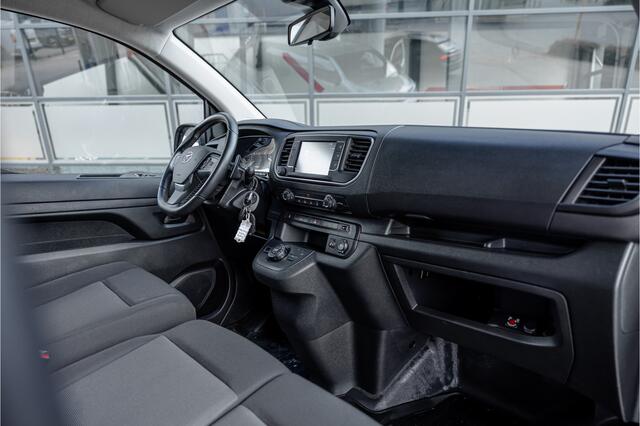 Toyota PROACE 2.0 D XL L3H1 | Standkachel | Camera | CarPlay | Stoelverwarming | Trekhaak | Cruise control | DAB | Nieuwe APK
