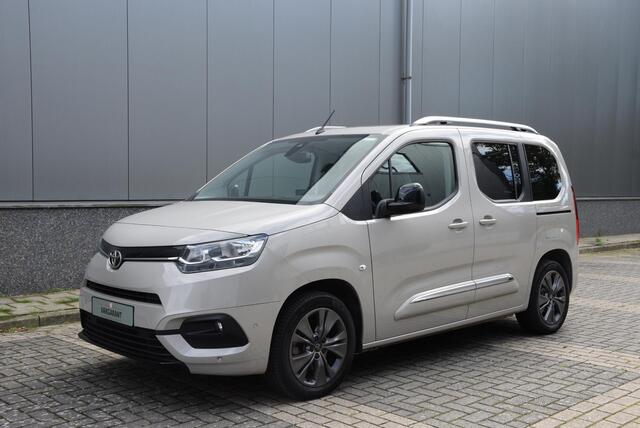 Toyota PROACE CITY Verso 1.2 Turbo Dynamic | panoramadak | carplay | parkeersensoren |