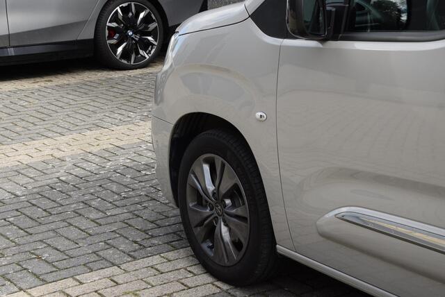 Toyota PROACE CITY Verso 1.2 Turbo Dynamic | panoramadak | carplay | parkeersensoren |