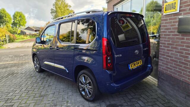 Toyota PROACE CITY Verso 1.2 Turbo Executive Automaat 5 Pers, Pano, HUD,