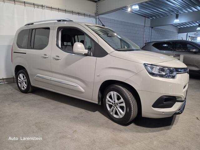 Toyota PROACE CITY VERSO 1.2 Turbo 111pk Dynamic Fam./ Carplay / A.Cam./ Cruise C./ Climate C.