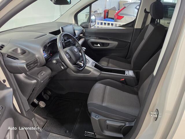 Toyota PROACE CITY VERSO 1.2 Turbo 111pk Dynamic Fam./ Carplay / A.Cam./ Cruise C./ Climate C.
