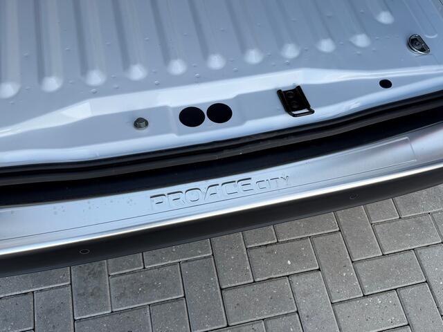 Toyota PROACE CITY Electric Comfort L2 50 kWh - Airco - Carplay - Cruise - Camera - Rijklaar