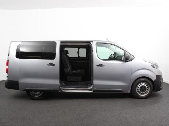 Toyota PROACE Shuttle 1.5 D-4D Cool Comfort Lang 9 Persoons Stoelverwarming Cruise Control Parkeersensoren DAB Bluetooth Airco