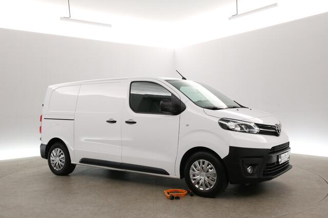Toyota PROACE Electric Worker 75 kWh L2H1 Long Range | Snelladen | SOH 99% | Airco | Cruise | 3 Zits | Carplay | Parkeersens.