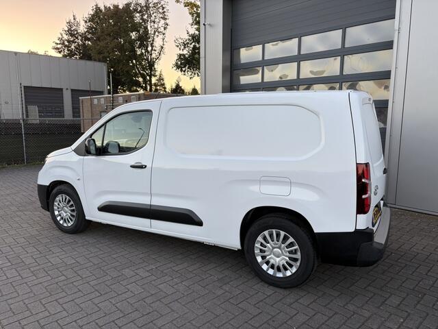 Toyota PROACE CITY Electric 50 kWh Long | 3-pers | Camera | Carplay