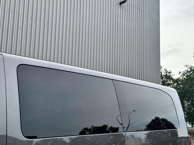 Toyota PROACE Shuttle 2.0 D-4D Navigator extra lang 9 personen