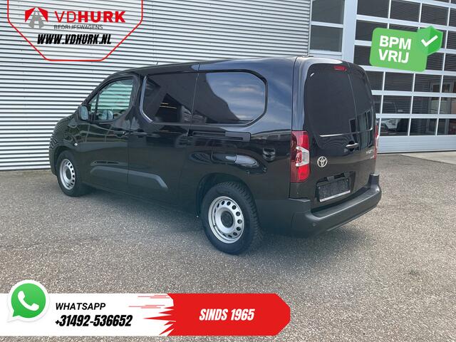 Toyota PROACE e-ProAce City 50 kWh 320 km WLTP L2 3Pers./ LED/ Standkachel/ Snellader/ 2x Schuifdeur/ Airco/ Cruise/ PDC/ DAB