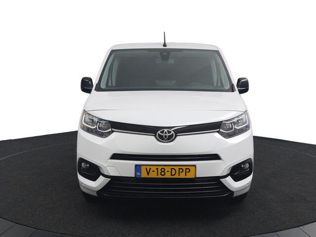 Toyota PROACE CITY 1.5 D-4D Prof Automaat | Trekhaak | Parkeersensoren | Navigatie | Cruise control |