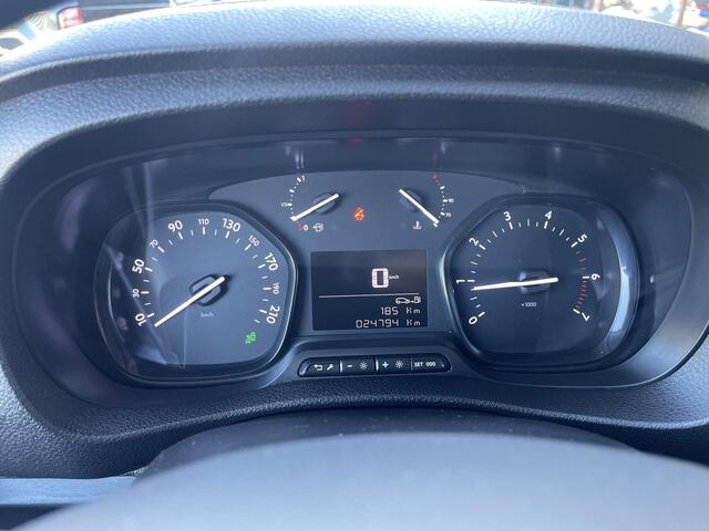 Toyota PROACE Worker 2.0 D-4D Navigator Long