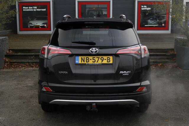 Toyota RAV4 2.0 VVT-i AWD Style
