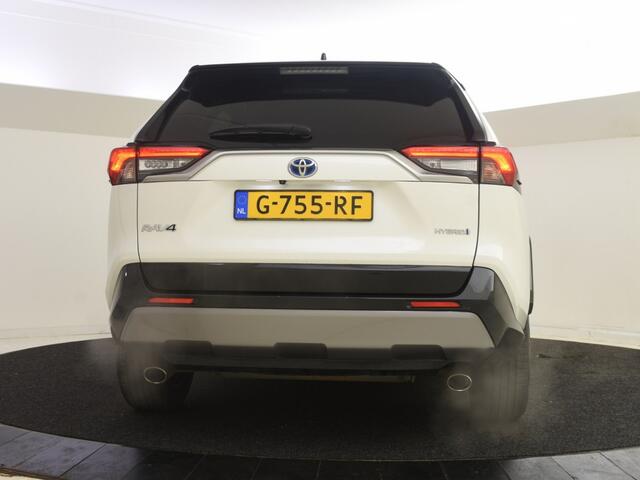 Toyota RAV4 2.5 Hybrid BI-Tone Limited | Parkeersensoren V+A | Stoelverwarmi