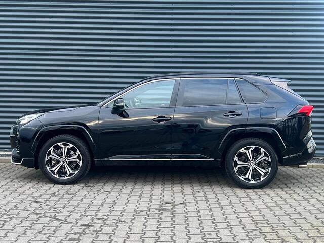 Toyota RAV4 2.5 Plug-in Hybrid Style PHEV | Trekhaak afneembaar | Camera | Adaptive Cruise | Carplay | Stuurwiel+Stoelverwarming | LED |