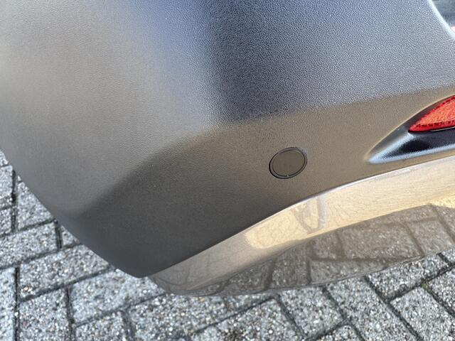 Toyota RAV4 2.0 VVT-iE Business Intro Automaat JBL NL Auto Leer PDC Carplay Clima Cruise