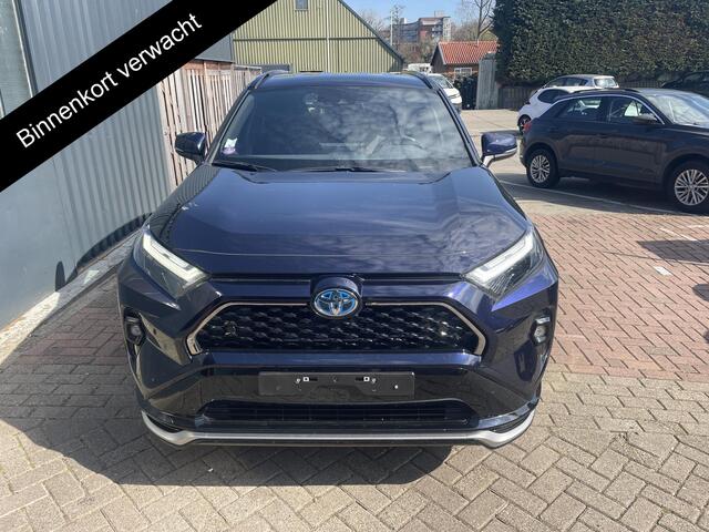 Toyota RAV4 2.5 Plug-in Hybrid AWD Dynamic | Stoelverwarming | Parkeersensoren voor en achter | Achterbank verwarming |